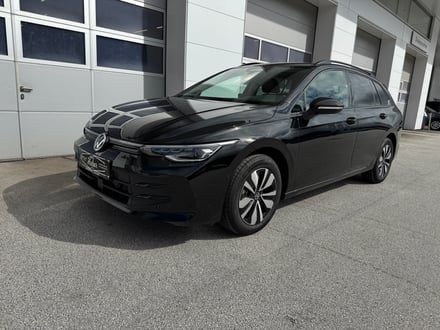 VW Golf Variant Business mHeV DSG