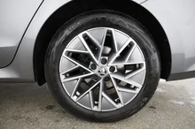 Škoda Octavia Combi Ambition TDI DSG in GRAPHITE-GRAU METALLIC