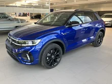 VW T-Roc R-Line TDI DSG in Lapiz Blue Metallic Dach Black Uni