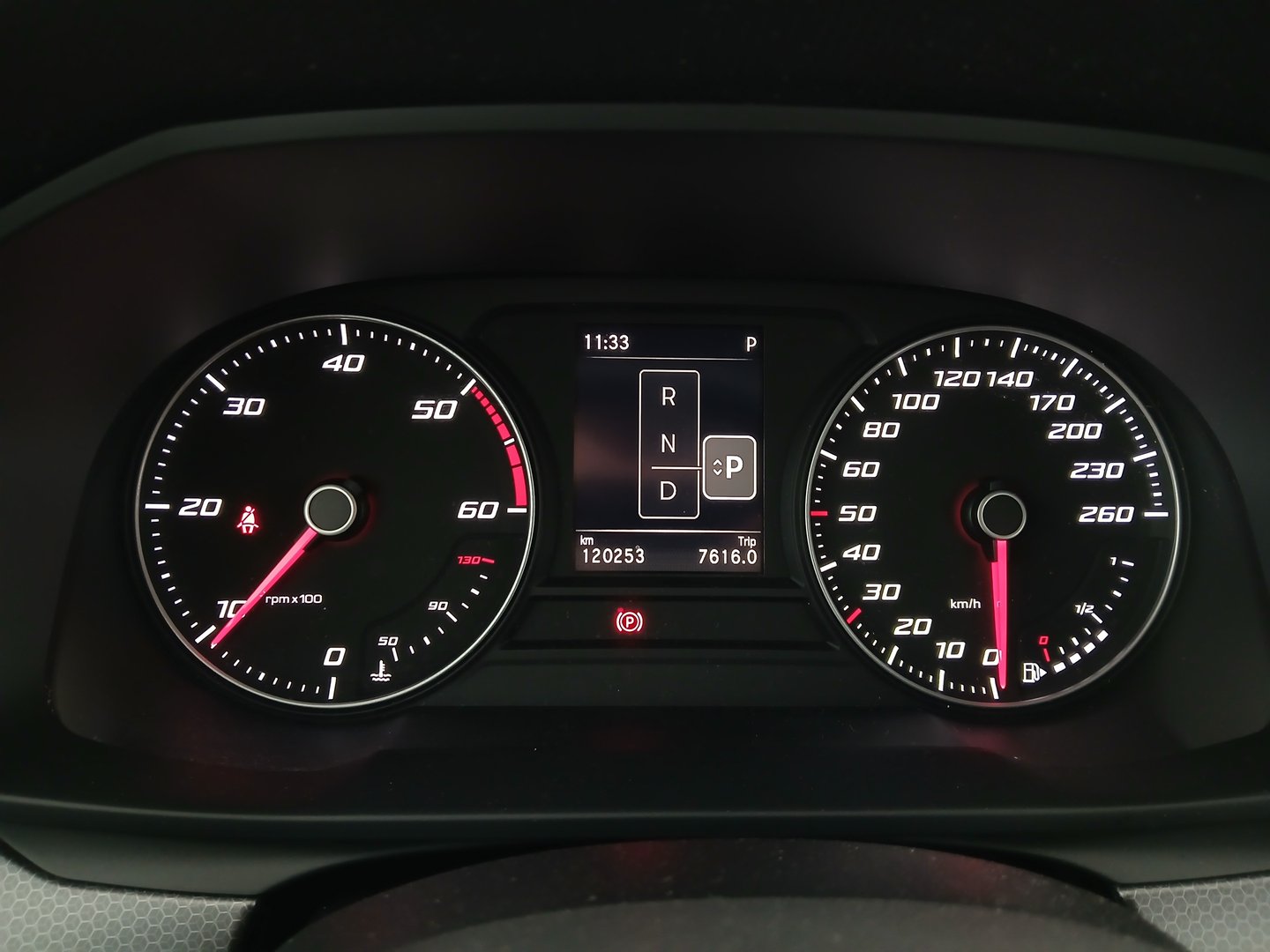 SEAT Leon SP Kombi Style 2.0 TDI DSG | Bild 15 von 29