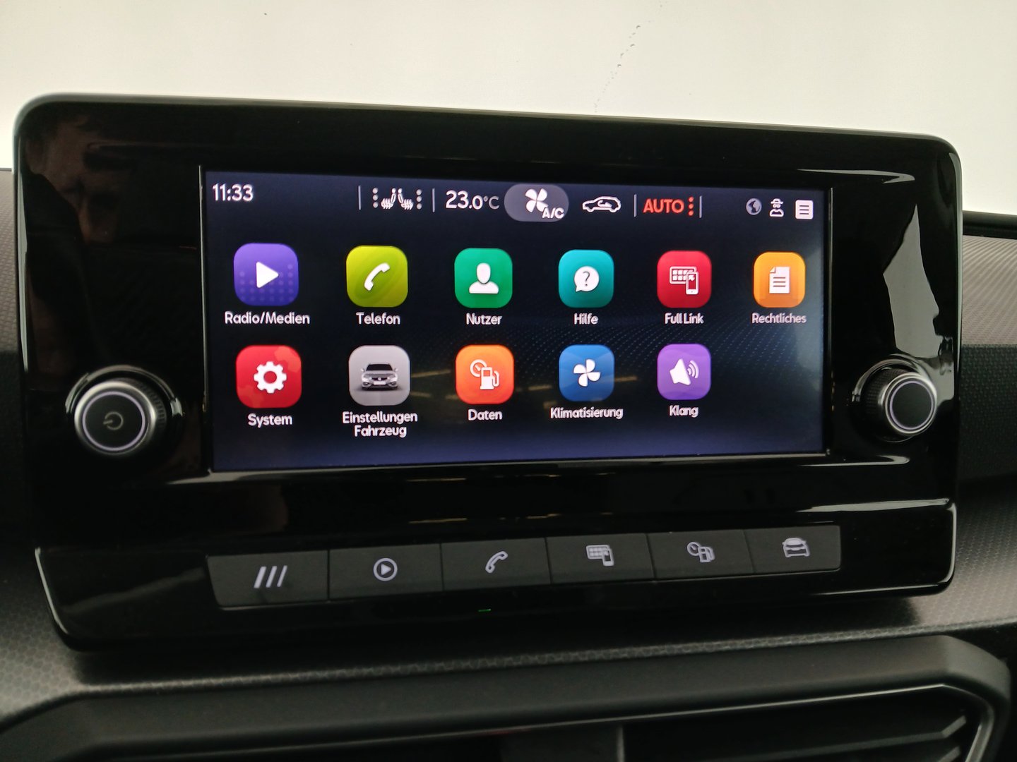SEAT Leon SP Kombi Style 2.0 TDI DSG | Bild 18 von 29