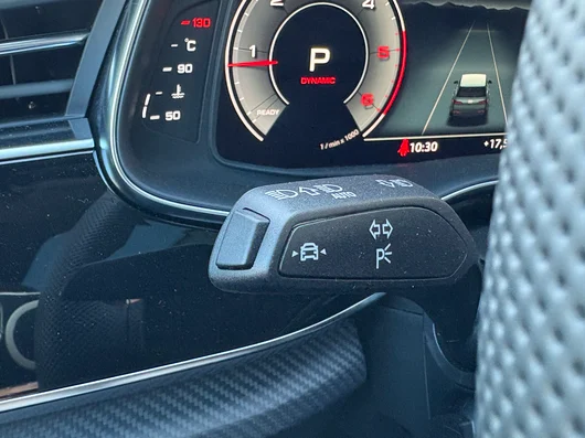 Bild eines Audi Q7 50 TDI quattro S line