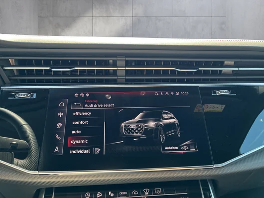 Bild eines Audi Q7 50 TDI quattro S line