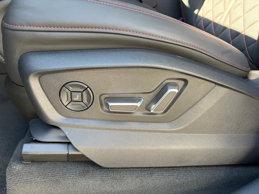 Bild eines Audi Q7 50 TDI quattro S line