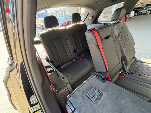 Bild eines Audi Q7 50 TDI quattro S line