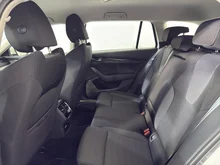 Škoda Octavia Combi Ambition TDI DSG in Alaska-Weiß