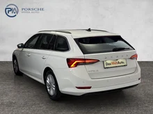 Škoda Octavia Combi Ambition TDI DSG in Alaska-Weiß