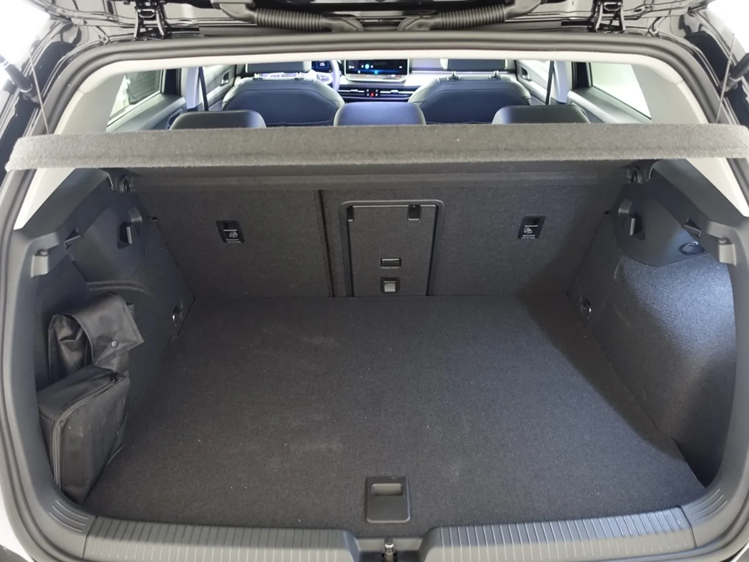 Bild eines VW Golf Rabbit eHybrid DSG 150 kW