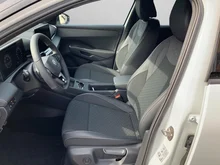 VW T-Roc R-Line eTSI DSG in Pure White Dach Black Uni