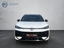 VW T-Roc R-Line eTSI DSG in Pure White Dach Black Uni