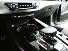 Audi A4 Avant 40 TDI S line in 6Y Daytonagrau Perleffekt