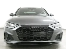 Audi A4 Avant 40 TDI S line in 6Y Daytonagrau Perleffekt