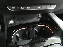 Audi A4 Avant 40 TDI S line in 6Y Daytonagrau Perleffekt