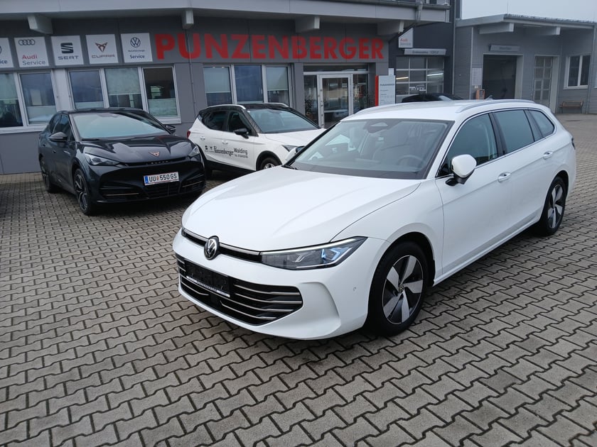 VW Passat Variant Business eTSI DSG
