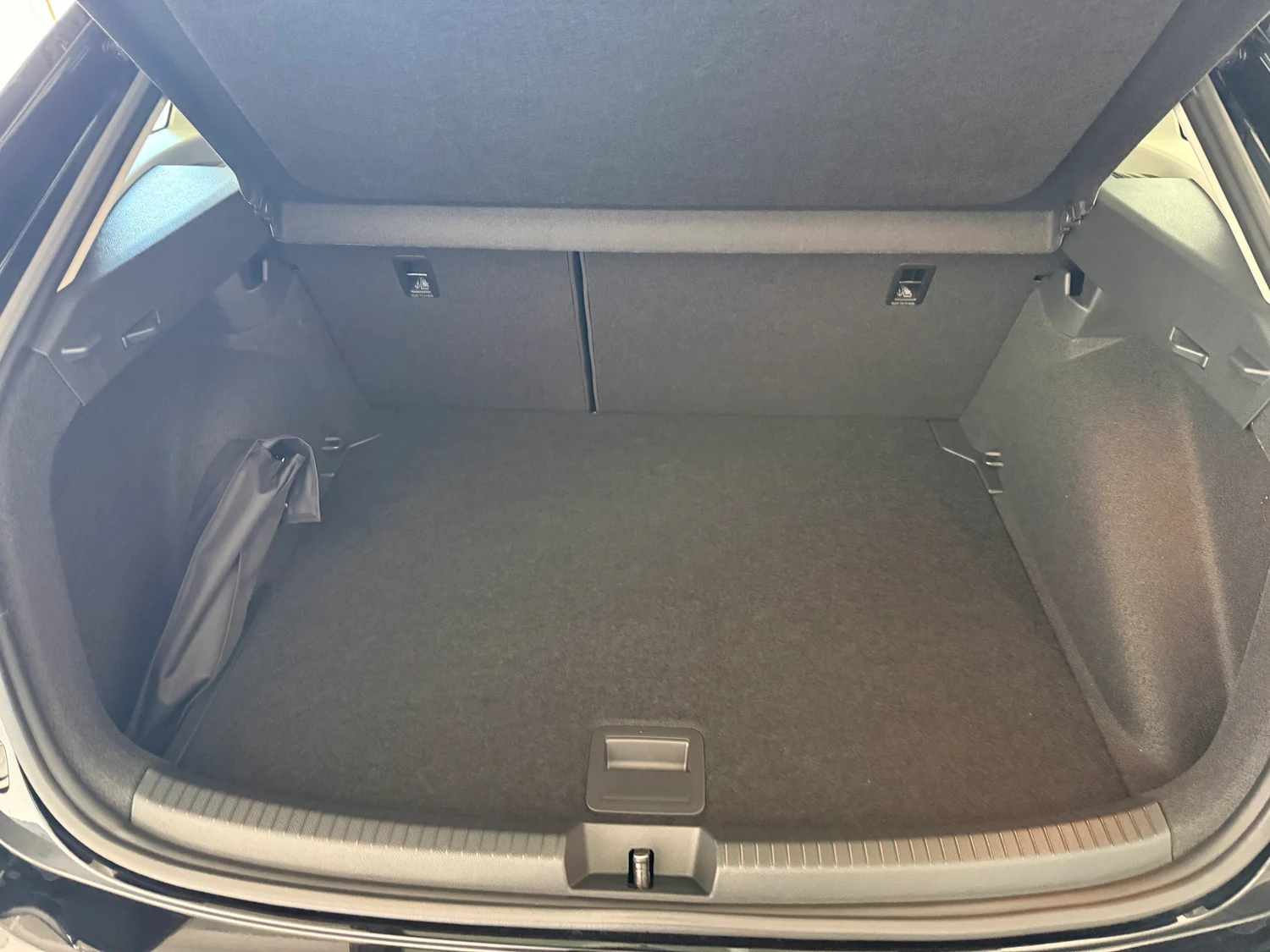 Bild eines VW Taigo 4Me TSI