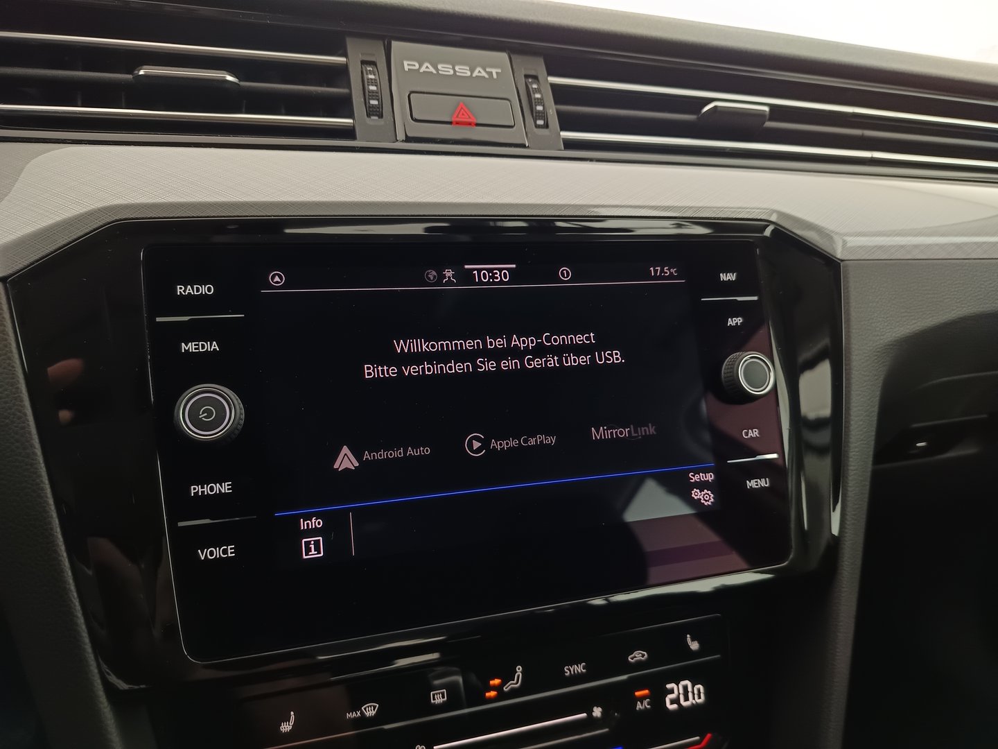 VW Passat Variant Business TDI DSG | Bild 22 von 34