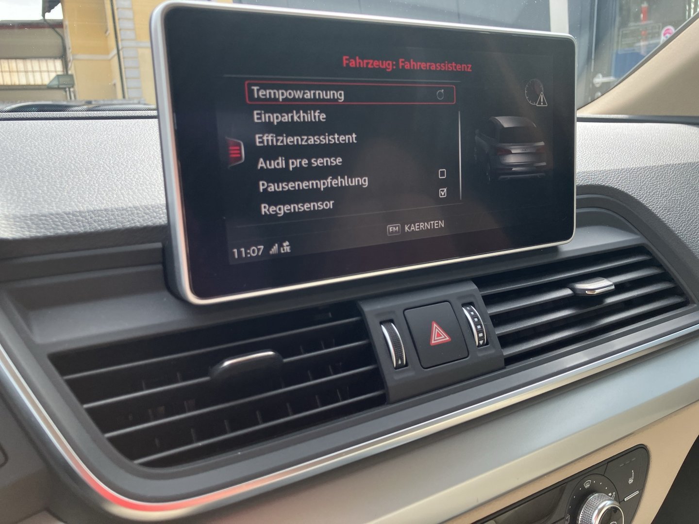 Audi Q5 30 TDI | Bild 12 von 19