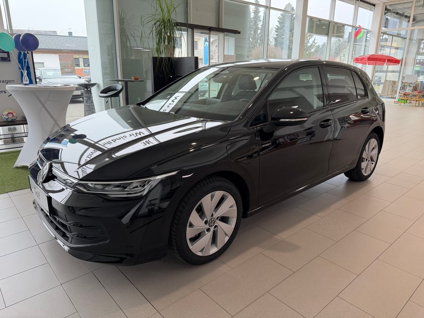 VW Golf Rabbit eHybrid DSG 150 kW