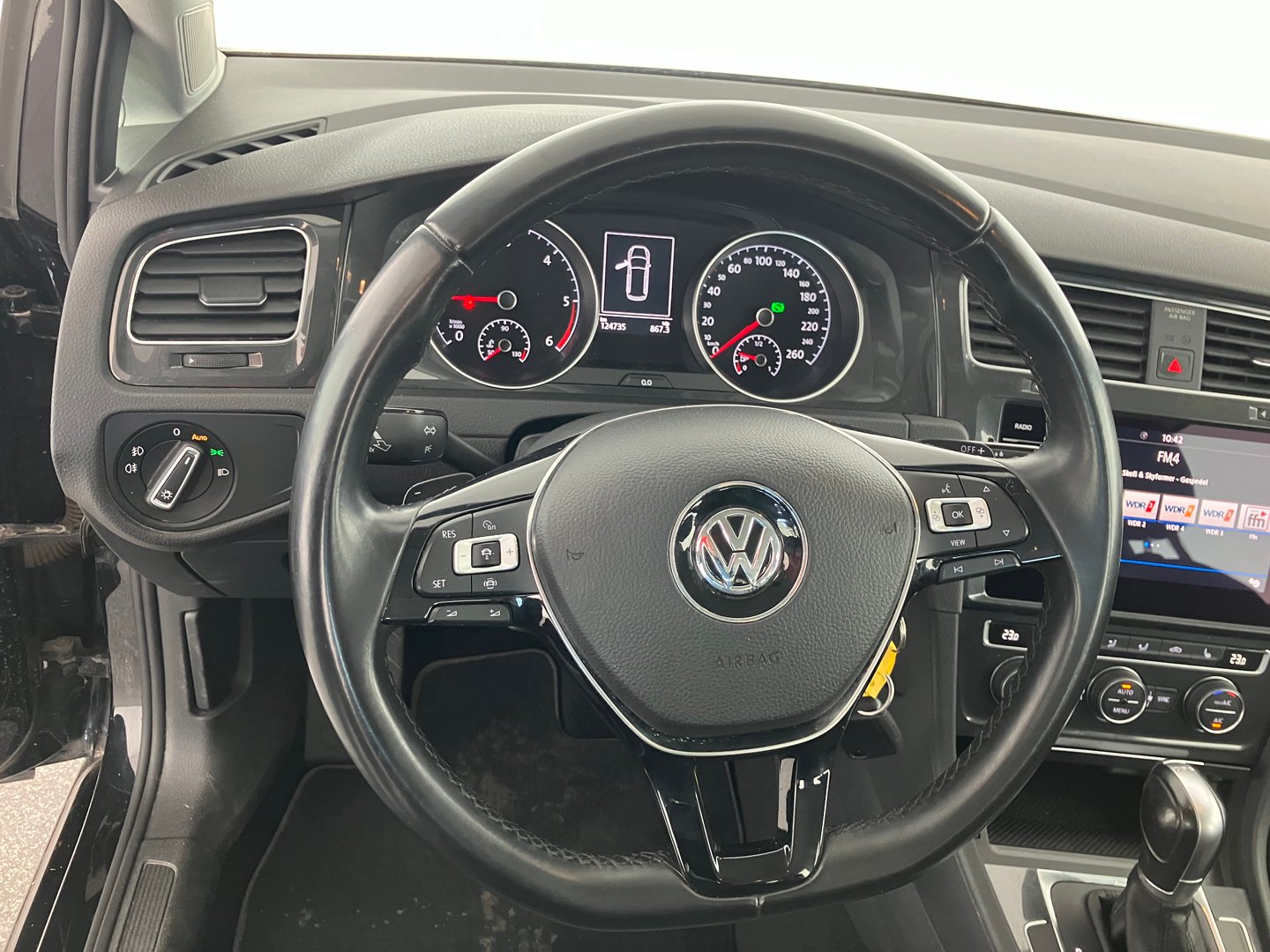 VW Golf Variant Trendline TDI | Bild 7 von 18