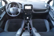 Renault Clio Grandtour Energy TCe 90 Intens in Black-Pearl Metallic