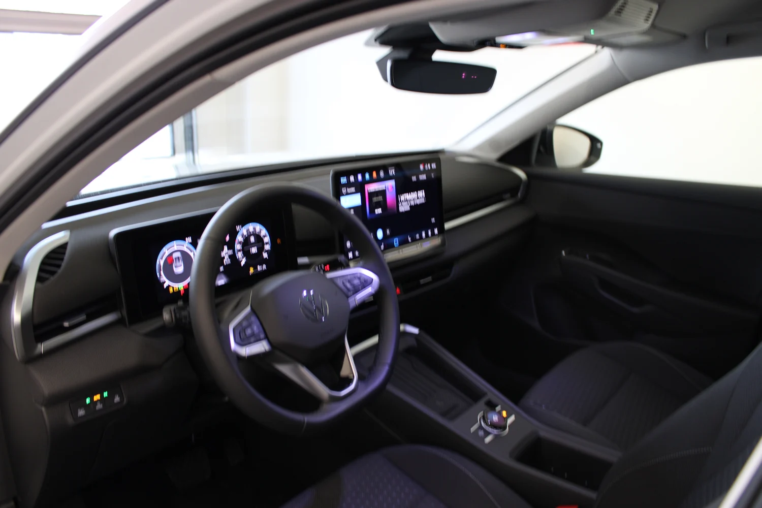 Bild eines VW T-Roc Life eTSI DSG