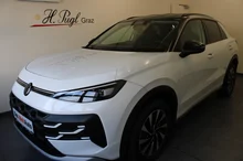 VW T-Roc Life eTSI DSG in Pure White Dach Black Uni