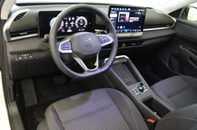 VW T-Roc Life eTSI DSG in Pure White Dach Black Uni