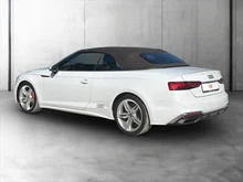 Audi A5 Cabriolet 40 TFSI S line in GLETSCHERWEISS METALLIC