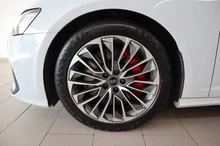 Thumbnail-Foto von Fahrzeug