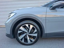 VW ID.4 Pro 4MOTION 210 kW Business in mondsteingrau