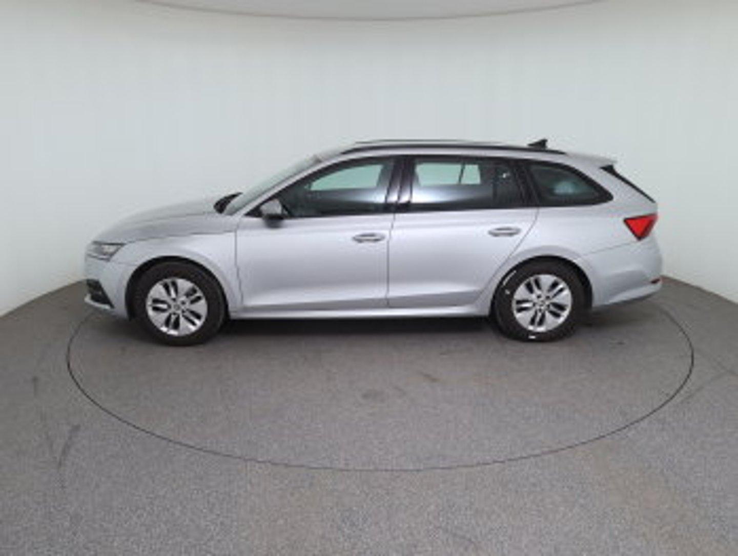 Škoda Octavia Combi Ambition TSI | Bild 8 von 23