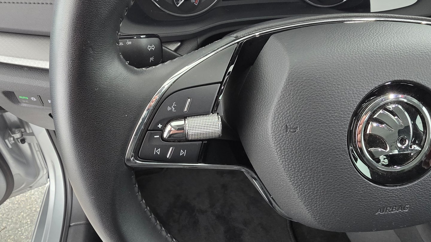Škoda Octavia Combi Ambition TSI | Bild 15 von 23