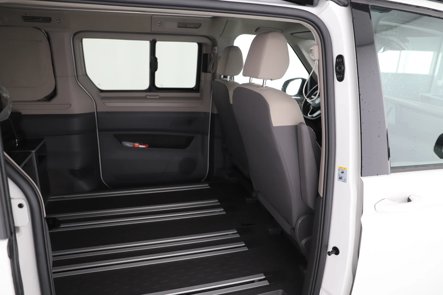 Bild eines VW California Beach eHybrid 180 kW 4M