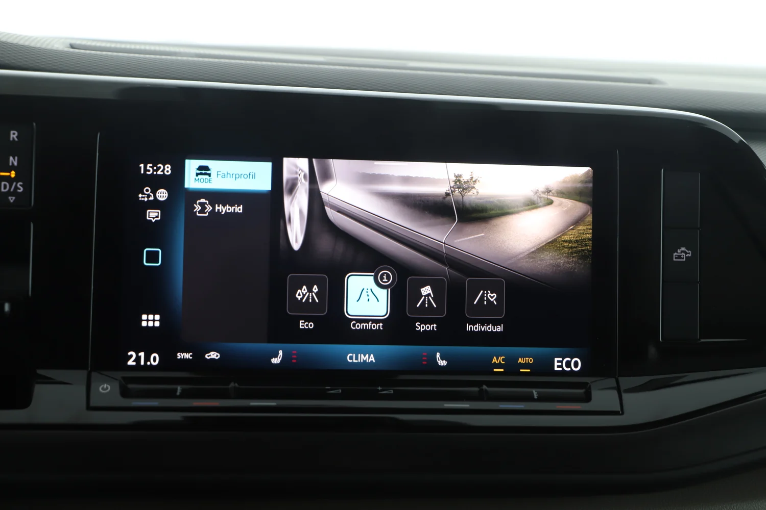 Bild eines VW California Beach eHybrid 180 kW 4M