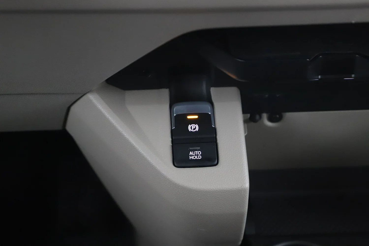 Bild eines VW California Beach eHybrid 180 kW 4M