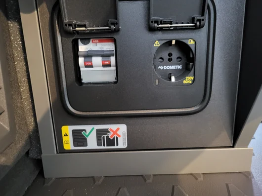 Bild eines VW California Beach eHybrid 180 kW 4M