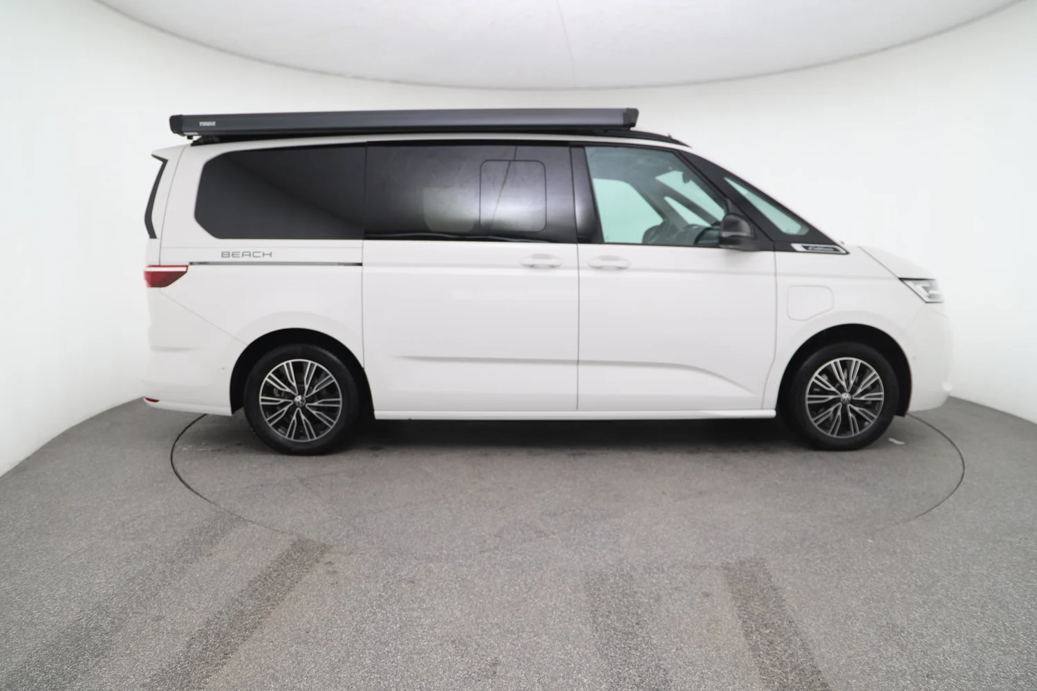 Bild eines VW California Beach eHybrid 180 kW 4M