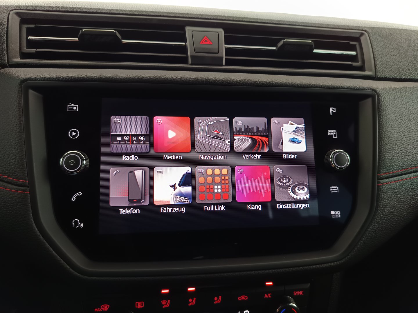 SEAT Arona FR TGI-Hybrid | Bild 20 von 33