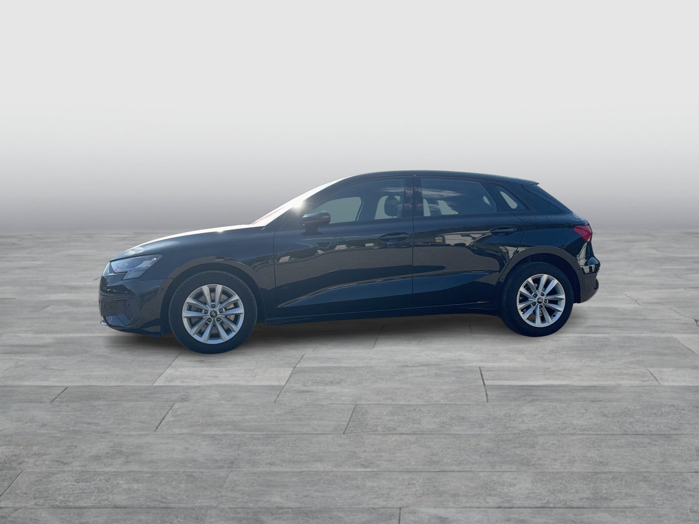 Audi A3 Sportback 30 TDI | Bild 2 von 18