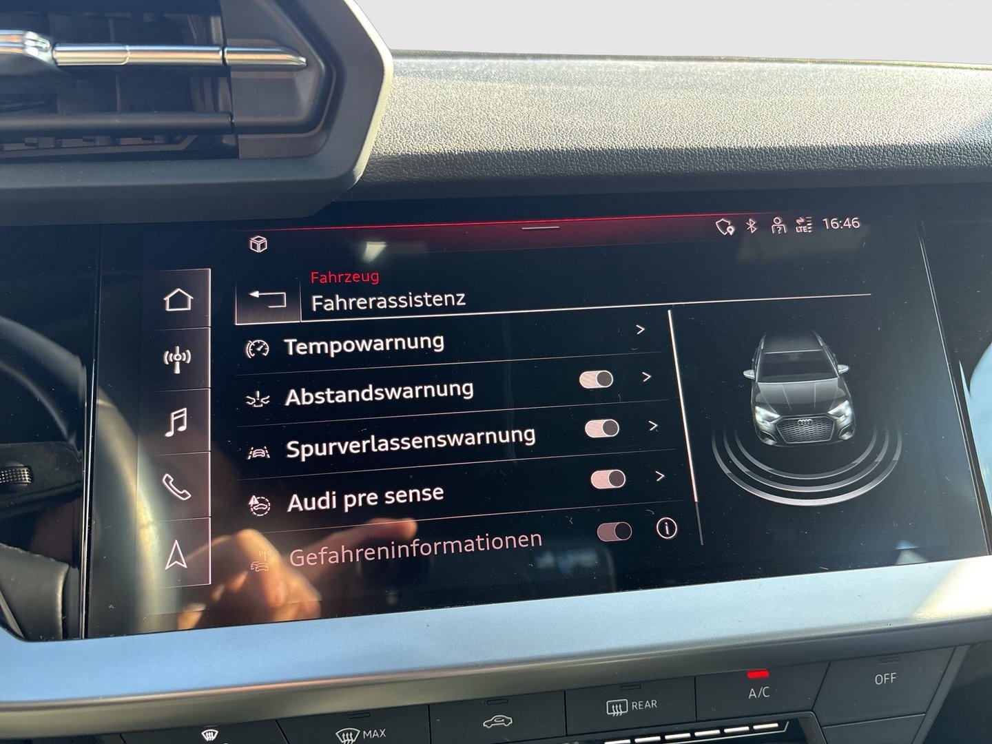 Audi A3 Sportback 30 TDI | Bild 13 von 18