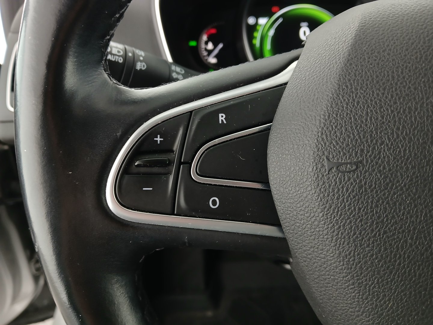 Renault Mégane Intens Energy TCe 130 EDC | Bild 16 von 27