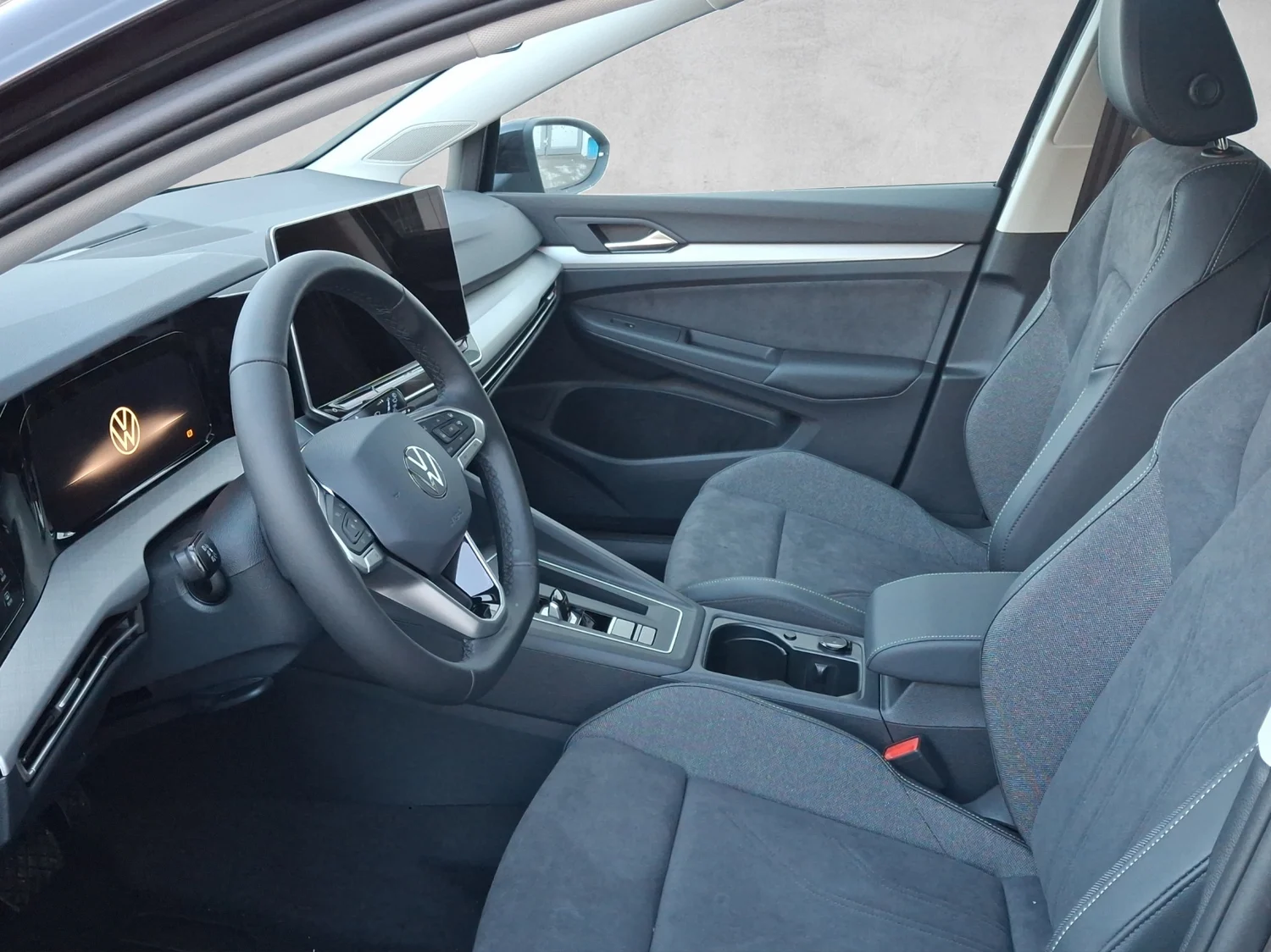 Bild eines Golf Rabbit mHEV DSG