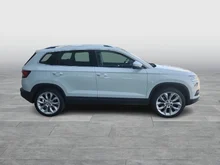 Škoda Karoq 4x4 Style SC TDI DSG in Moon-Weiß Metallic