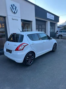 Thumbnail-Foto von Fahrzeug