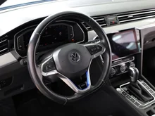 VW Passat Variant GTE Variant in Uranograu