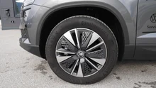 Škoda Karoq 4x4 Selection TDI DSG in Graphit-Grau Metallic