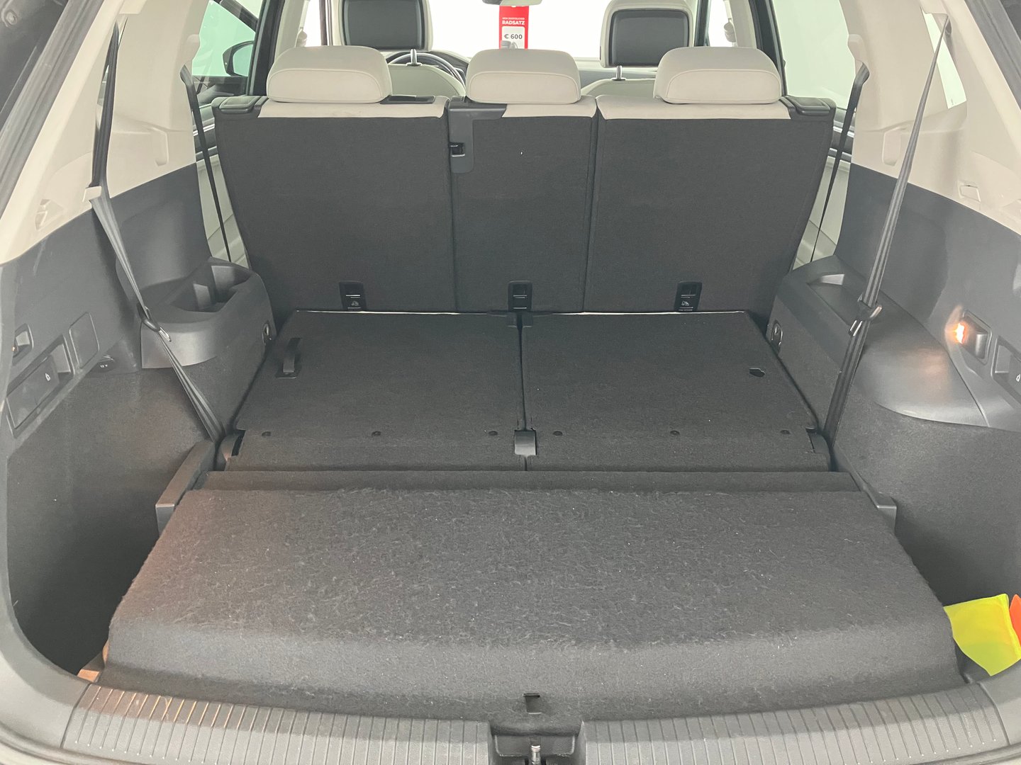 VW Tiguan Allspace Highline TSI OPF DSG | Bild 14 von 17