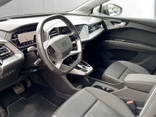 Audi Q4 e-tron 50 e-tron quattro in TAIFUNGRAU METALLIC