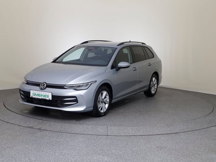 VW Golf Variant Business mHeV DSG