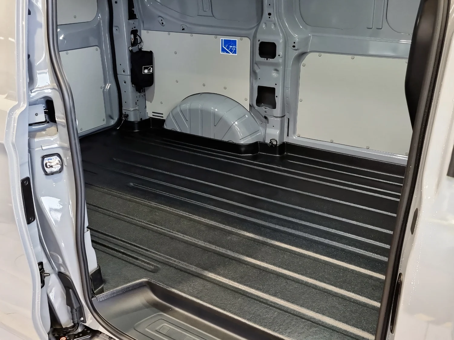 Bild eines e-Transporter Kastenwagen 160 kW